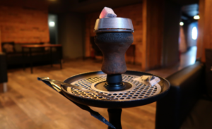 How to Make the Most of Your Hookah Lounge Visit Responsibly 